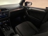 WHITE, 2022 VOLKSWAGEN TIGUAN SE/R LINE/BLACK OUT WHEELS/PANO ROOF Thumnail Image 13