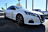 WHITE, 2021 NISSAN ALTIMA Thumnail Image 3