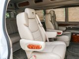 WHITE, 2023 CHEVROLET EXPRESS Thumnail Image 32