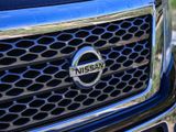 BLACK, 2017 NISSAN TITAN XD Thumnail Image 11
