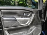 BLACK, 2017 NISSAN TITAN XD Thumnail Image 28