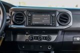 SILVER, 2018 TOYOTA TACOMA Thumnail Image 17