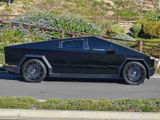 2024 TESLA CYBERTRUCK Thumnail Image 7