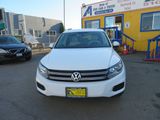 WHITE, 2012 VOLKSWAGEN TIGUAN Thumnail Image 2