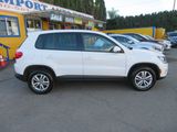 WHITE, 2012 VOLKSWAGEN TIGUAN Thumnail Image 4
