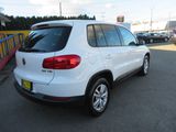 WHITE, 2012 VOLKSWAGEN TIGUAN Thumnail Image 5