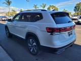 Silver Mist Metallic, 2024 VOLKSWAGEN ATLAS Thumnail Image 5