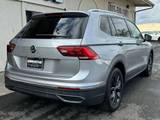 Pyrite Silver Metallic, 2024 VOLKSWAGEN TIGUAN Thumnail Image 4