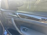 BLUE, 2016 BMW X4 Thumnail Image 25