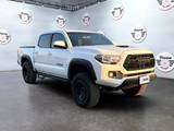 WHITE, 2017 TOYOTA TACOMA Thumnail Image 3