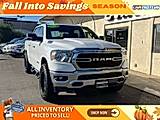 Bright White Clearcoat, 2019 RAM 1500 Thumnail Image 1
