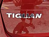 RED, 2019 VOLKSWAGEN TIGUAN Thumnail Image 14