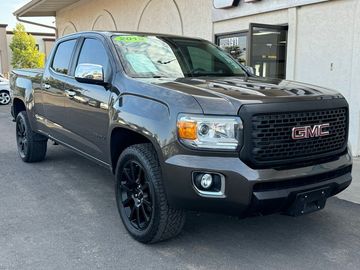 Smokey Quartz Metallic, 2019 GMC CANYON Image 