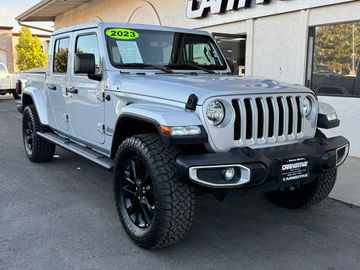 Silver Zynith Clearcoat, 2023 JEEP GLADIATOR Image 