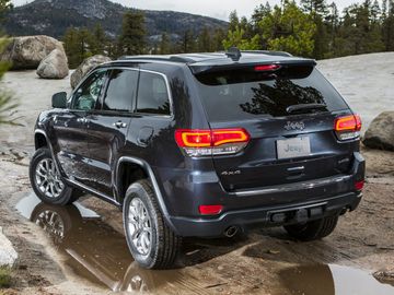 Maximum Steel Metallic Clearcoat, 2015 JEEP GRAND CHEROKEE Image 