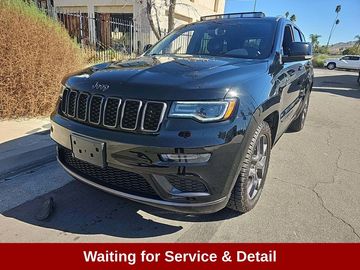 Diamond Black Crystal Pearlcoat, 2020 JEEP GRAND CHEROKEE Image 