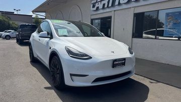 Pearl White Multi-Coat, 2021 TESLA MODEL Y Image 