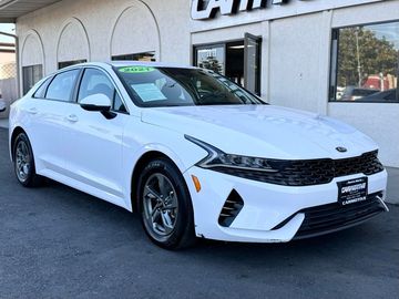Glacial White Pearl, 2021 KIA K5 Image 