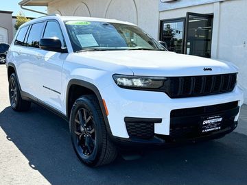 Bright White Clearcoat, 2024 JEEP GRAND CHEROKEE L Image 