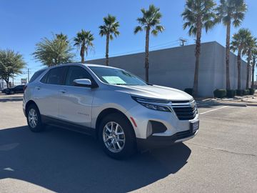 SILVER, 2022 CHEVROLET EQUINOX Image