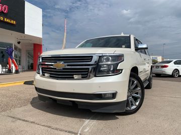 CREAM, 2015 CHEVROLET SUBURBAN Image 