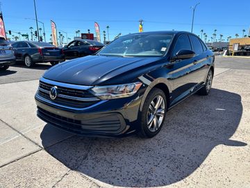 BLACK, 2023 VOLKSWAGEN JETTA Image 