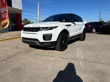 WHITE, 2019 LAND ROVER RANGE ROVER EVOQUE Image 