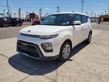 WHITE, 2020 KIA SOUL Image 