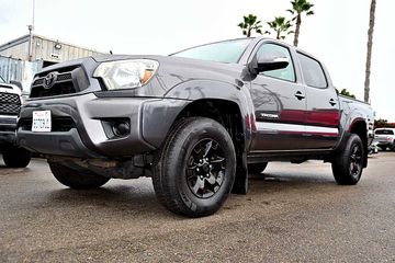 GREY, 2014 TOYOTA TACOMA DOUBLE CAB Image 