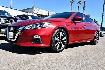 BURGUNDY, 2021 NISSAN ALTIMA Image 