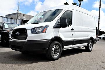 WHITE, 2018 FORD TRANSIT 150 VAN Image 