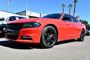 RED, 2018 DODGE CHARGER Image 
