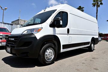 WHITE, 2023 RAM PROMASTER CARGO VAN Image 
