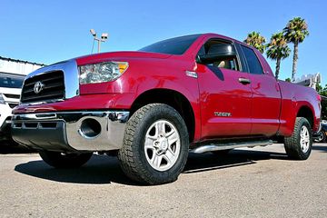BURGUNDY, 2007 TOYOTA TUNDRA DOUBLE CAB Image 