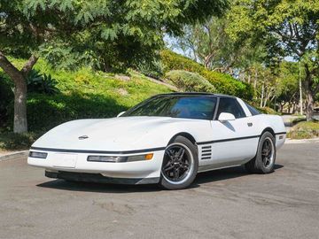 WHITE, 1992 CHEVROLET CORVETTE Image