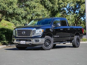 BLACK, 2017 NISSAN TITAN XD Image