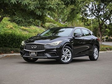 2017 INFINITI QX30 Image 