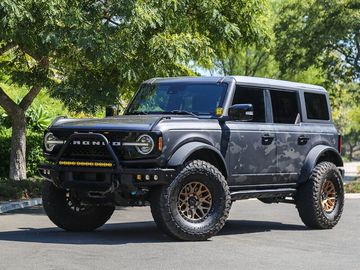 GRAY, 2021 FORD BRONCO Image 