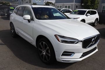 2019 VOLVO XC60 Image 