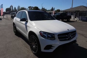 2018 MERCEDES-BENZ GLC Image 