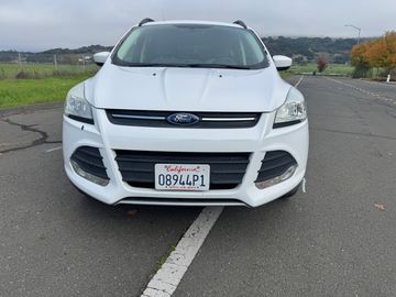 WHITE, 2015 FORD ESCAPE Image 
