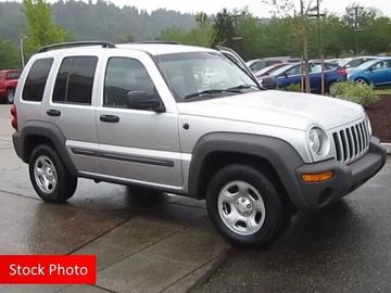 SILVER, 2004 JEEP LIBERTY Image 