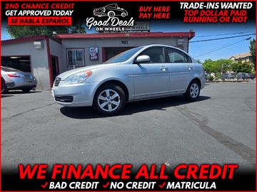 PLATINUM SILVER METALLIC + PEARL, 2011 HYUNDAI ACCENT Image 