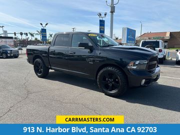 2019 RAM 1500 CLASSIC CREW CAB for sale in SANTA ANA