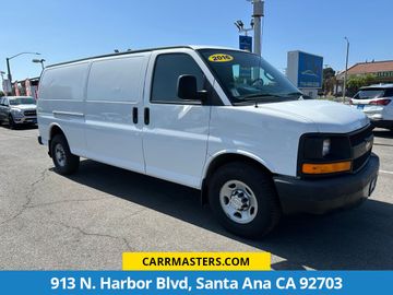 WHITE, 2016 CHEVROLET EXPRESS 3500 CARGO Image 