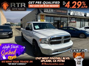 WHITE, 2017 RAM 1500 QUAD CAB Image 