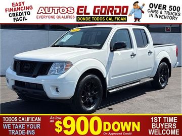 WHITE, 2021 NISSAN FRONTIER CREW CAB Image 