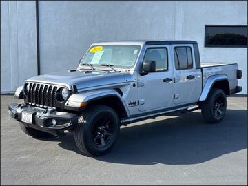 SILVER, 2021 JEEP GLADIATOR Image 