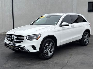 WHITE, 2021 MERCEDES-BENZ GLC Image 