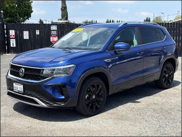 BLUE, 2022 VOLKSWAGEN TAOS Image 
